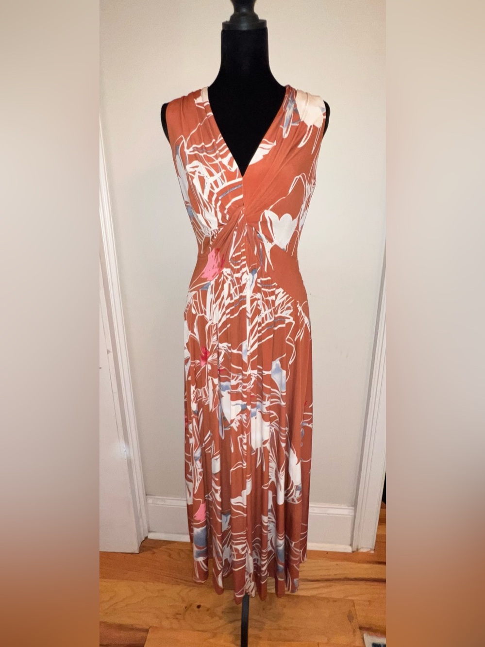 Calvin Klein Floral Maxi Dress. NWT. Size: 4. Retail: $124.99. Asking: $89.